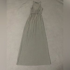 Long army green with white stripes dress. Size S. Brand is Duetime Maternity.